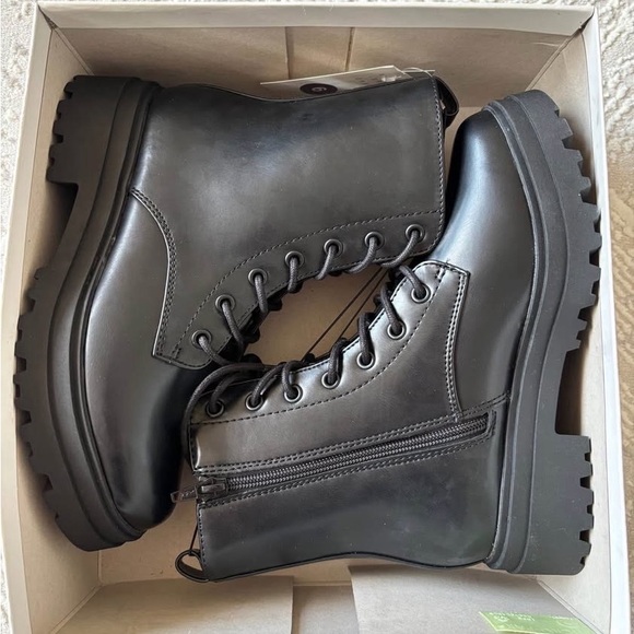 NIB A New Day Bridget Boots Womens Size 6 Black - Picture 1 of 8